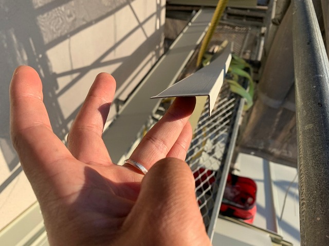 立平葺きエプロン板金